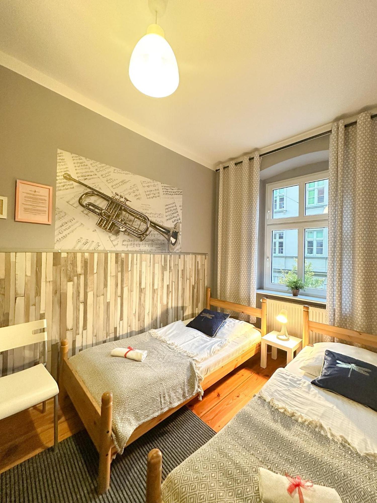 Explorer B&B Old Town Rooms & Apartment #Don'T Be A Tourist, Be An Explorer! ポズナン エクステリア 写真