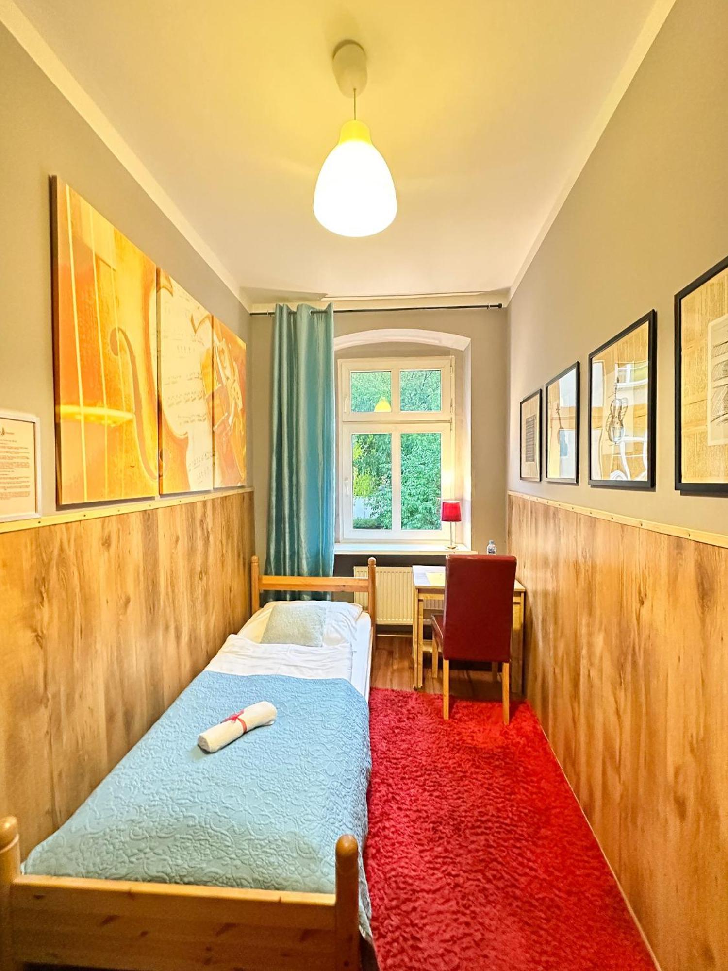 Explorer B&B Old Town Rooms & Apartment #Don'T Be A Tourist, Be An Explorer! ポズナン エクステリア 写真