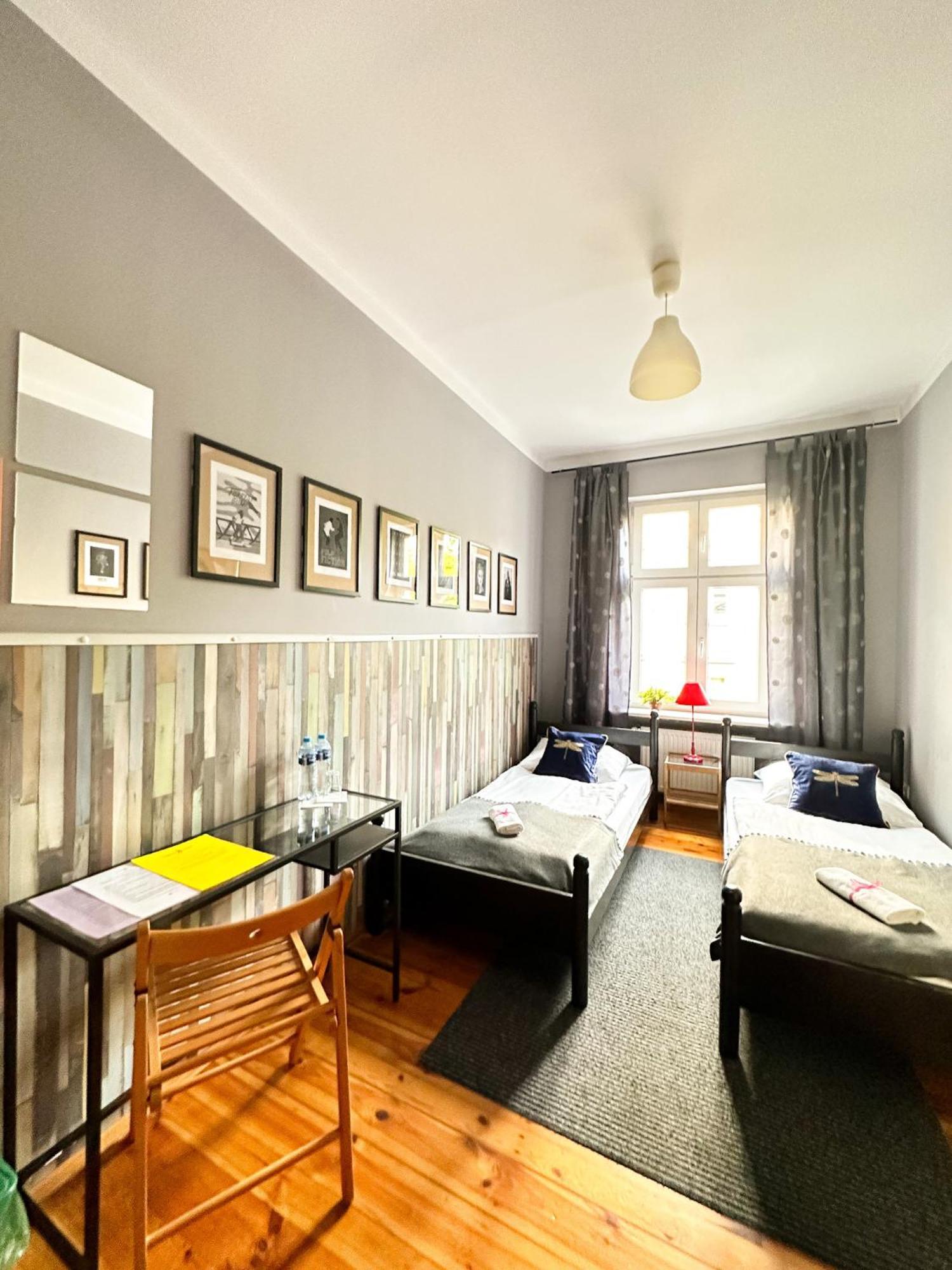 Explorer B&B Old Town Rooms & Apartment #Don'T Be A Tourist, Be An Explorer! ポズナン エクステリア 写真
