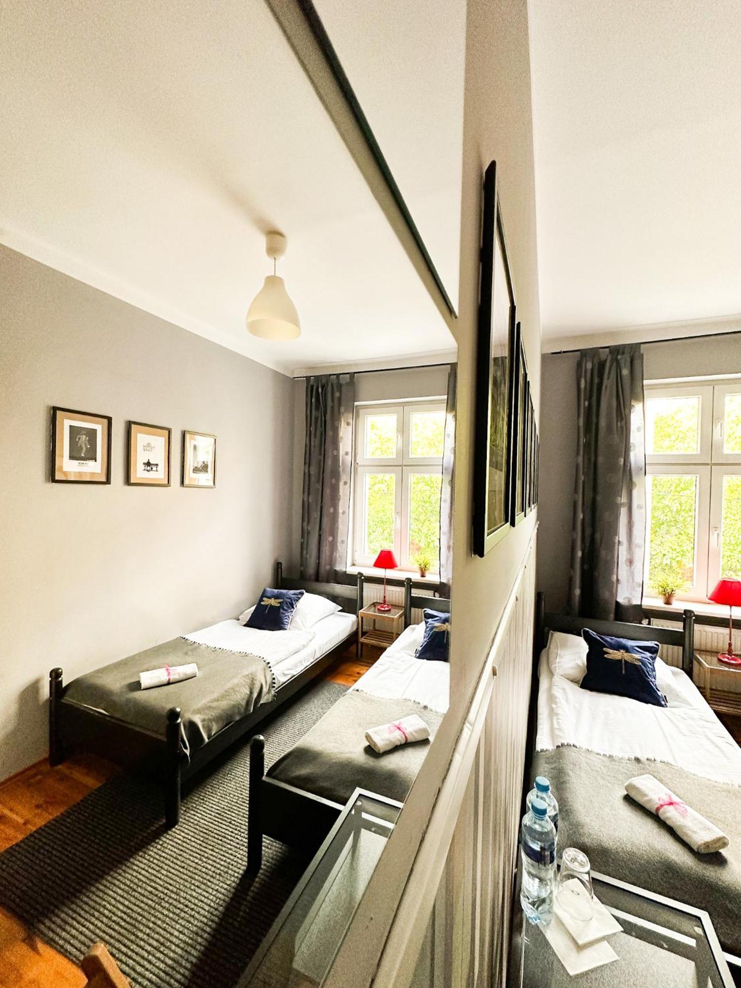Explorer B&B Old Town Rooms & Apartment #Don'T Be A Tourist, Be An Explorer! ポズナン エクステリア 写真