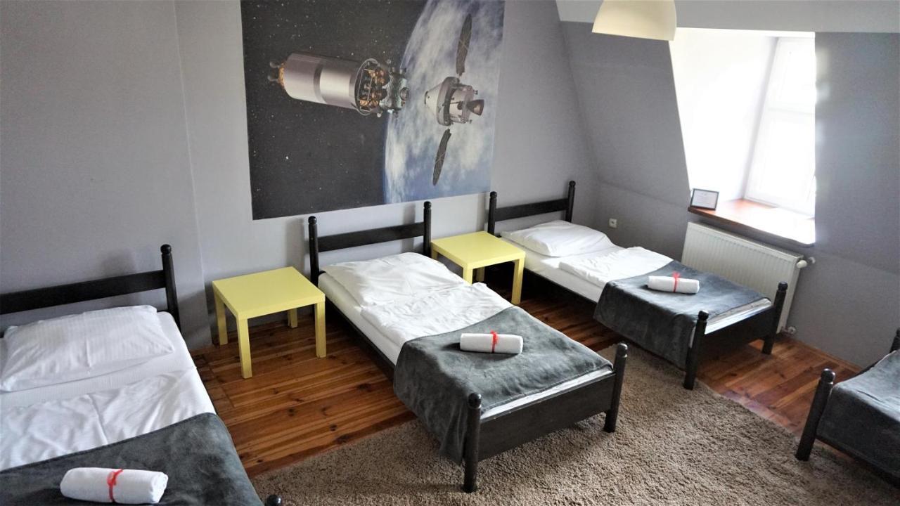 Explorer B&B Old Town Rooms & Apartment #Don'T Be A Tourist, Be An Explorer! ポズナン エクステリア 写真
